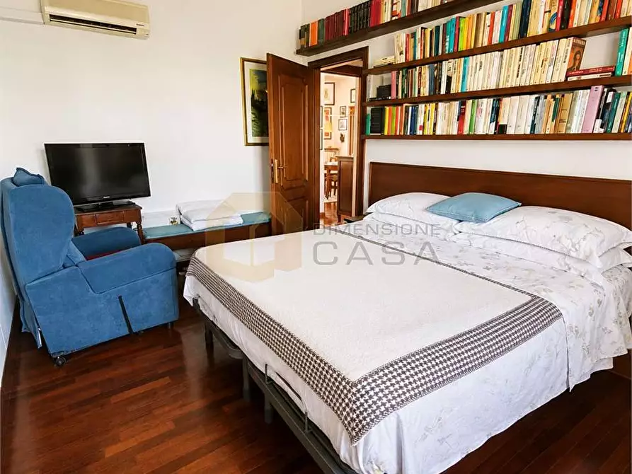 Immagine 21 di Casa bifamiliare in vendita  in via sant'albano a Soiano Del Lago