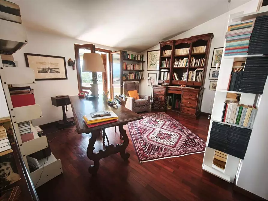 Immagine 8 di Casa bifamiliare in vendita  in via sant'albano a Soiano Del Lago