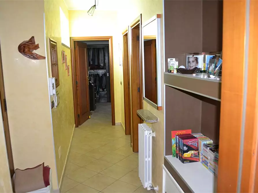 Immagine 9 di Appartamento in vendita  in via della stazione  39 a Catanzaro