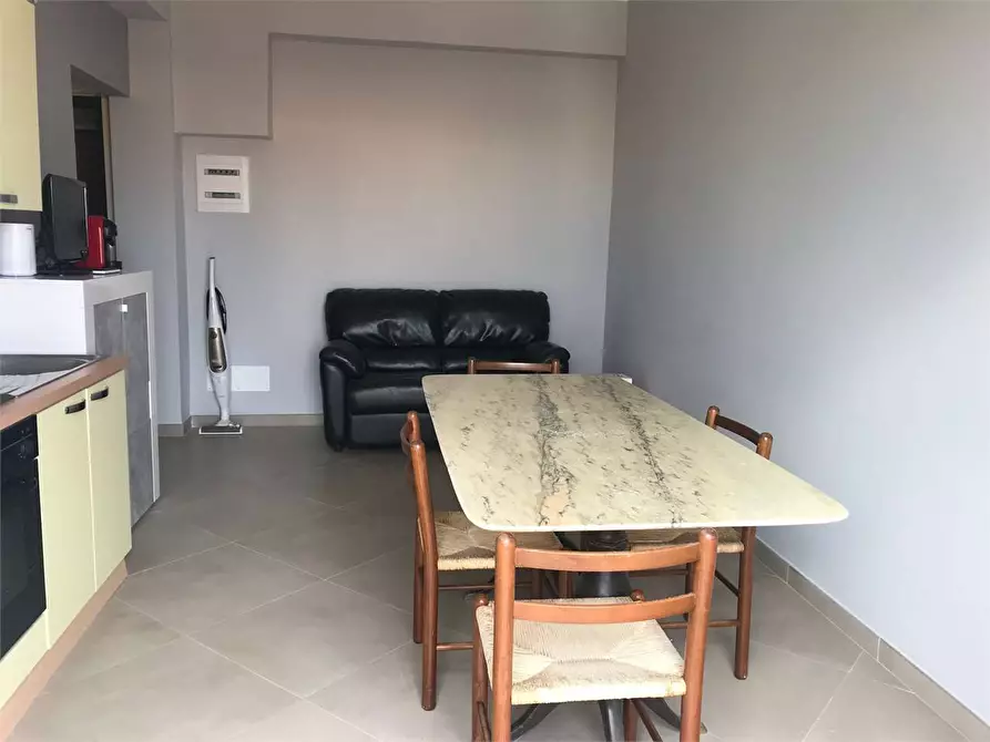 Immagine 3 di Appartamento in affitto  in VIALE CROTONE  62 a Catanzaro