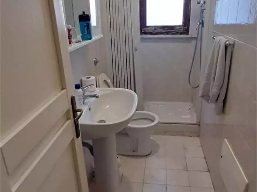 Immagine 8 di Appartamento in affitto  a Catanzaro