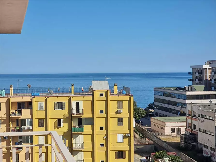 Immagine 14 di Appartamento in affitto  a Catanzaro