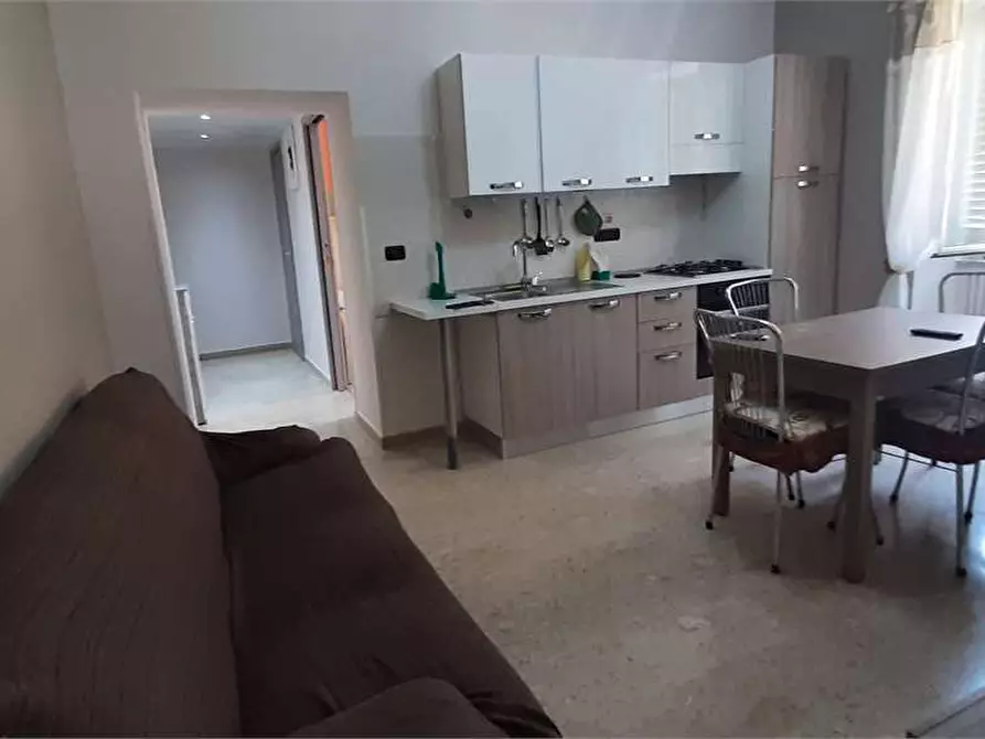 Immagine 1 di Appartamento in affitto  a Catanzaro