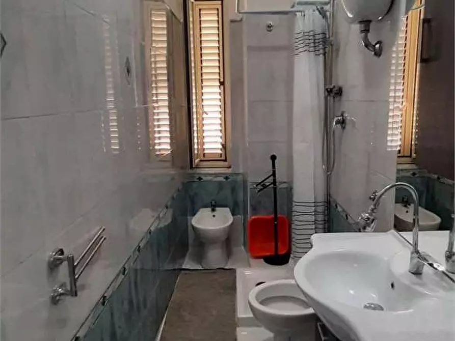 Immagine 9 di Appartamento in affitto  a Catanzaro