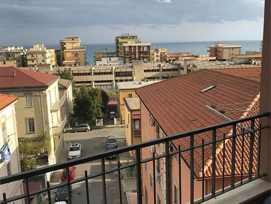 Immagine 13 di Appartamento in affitto  in VIALE CROTONE  a Catanzaro