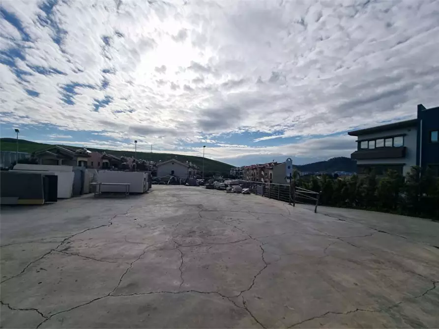 Immagine 11 di Capannone industriale in affitto  in Viale Magna Grecia  a Catanzaro