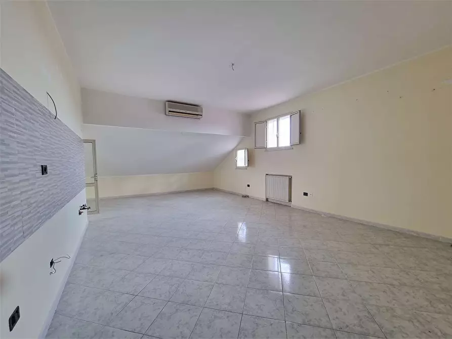 Immagine 1 di Appartamento in vendita  in Viale Magna Grecia  a Catanzaro