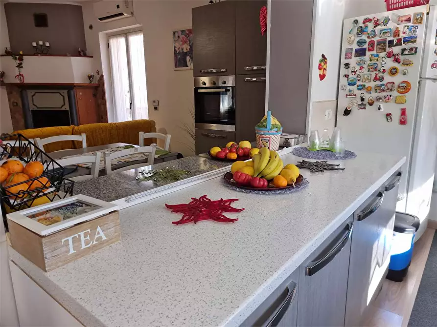 Immagine 8 di Villa in vendita  in via guseppe saragat  8 a Borgia