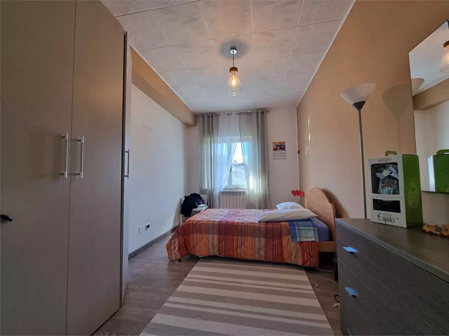 Immagine 15 di Villa in vendita  in via guseppe saragat  8 a Borgia