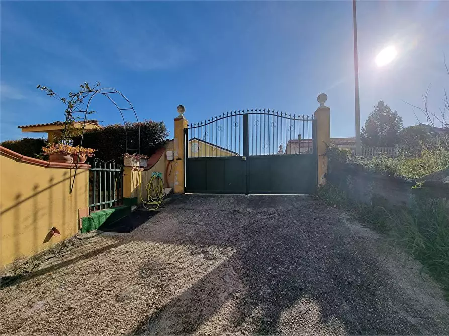 Immagine 35 di Villa in vendita  in via guseppe saragat  8 a Borgia