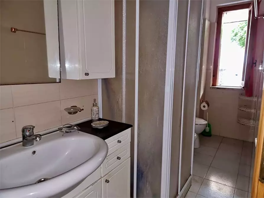 Immagine 8 di Appartamento in vendita  in Via delle Rose a Squillace