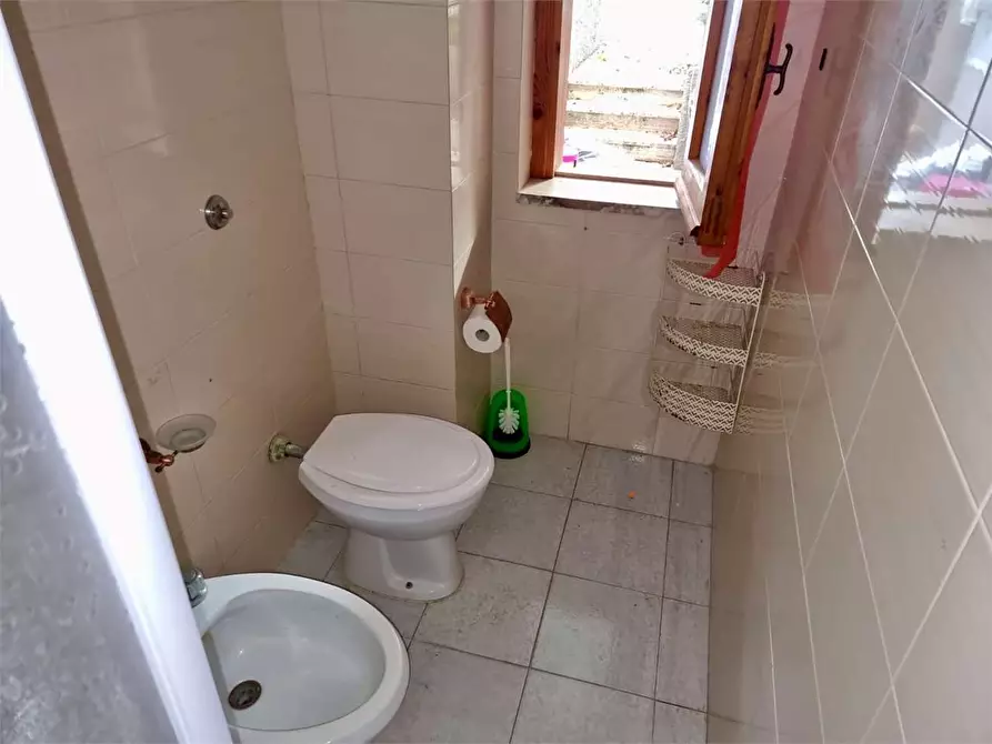 Immagine 9 di Appartamento in vendita  in Via delle Rose a Squillace