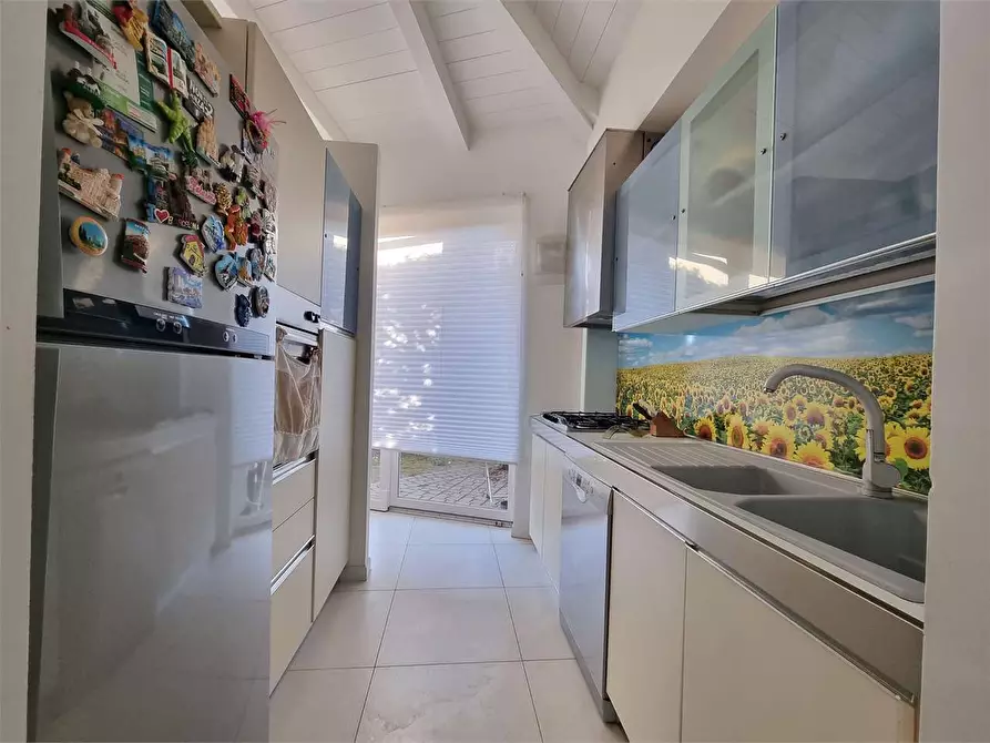 Immagine 14 di Villa in vendita  in VIA FIUME NETO  a Catanzaro