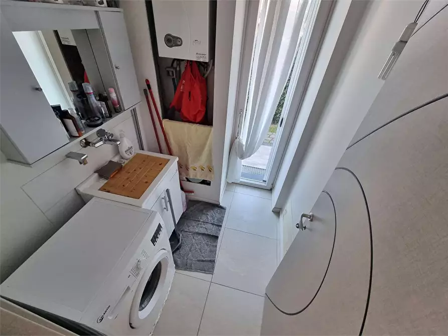 Immagine 19 di Villa in vendita  in VIA FIUME NETO  a Catanzaro