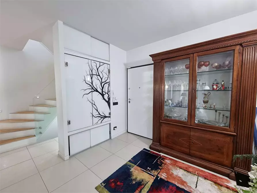 Immagine 35 di Villa in vendita  in VIA FIUME NETO  a Catanzaro