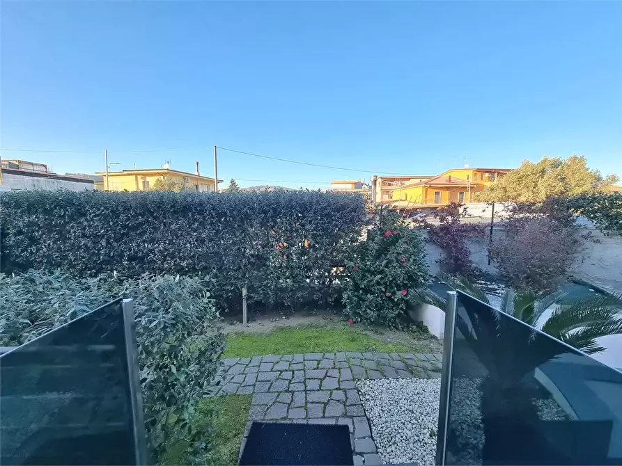 Immagine 36 di Villa in vendita  in VIA FIUME NETO  a Catanzaro