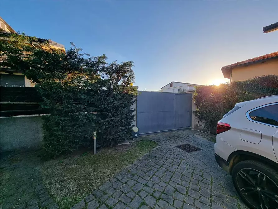 Immagine 39 di Villa in vendita  in VIA FIUME NETO  a Catanzaro