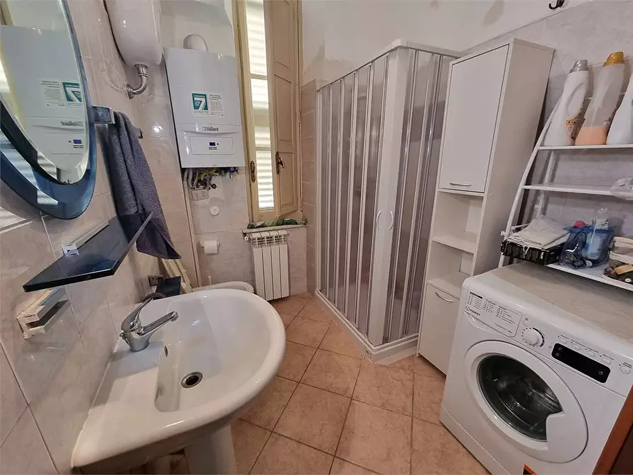 Immagine 7 di Bilocale in affitto  a Catanzaro