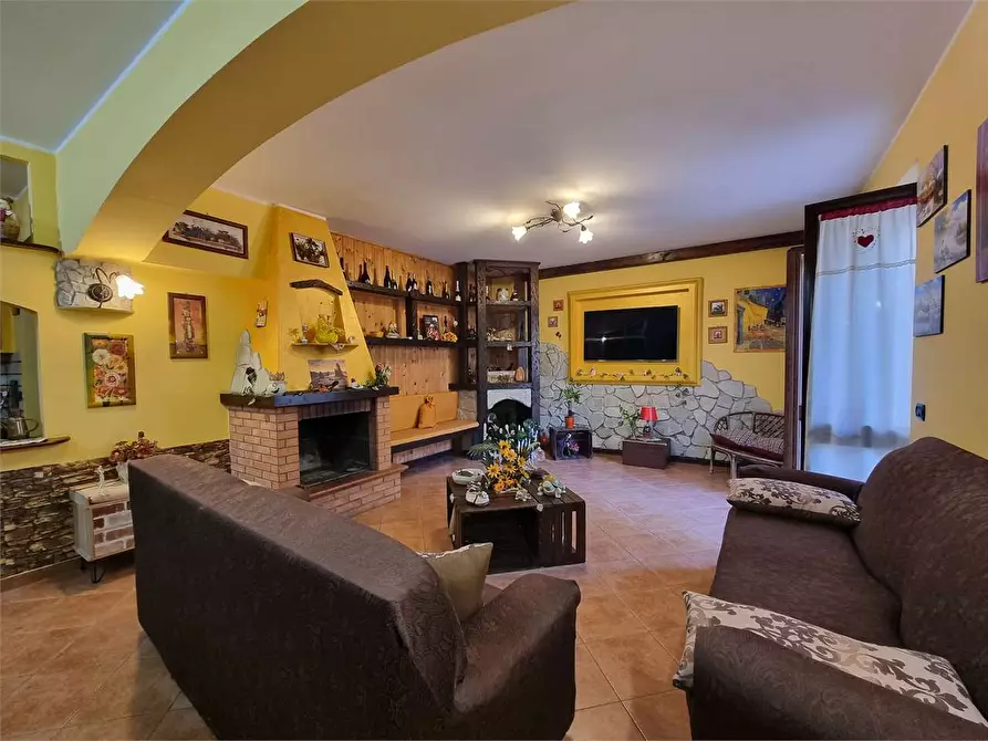 Immagine 5 di Casa bifamiliare in vendita  in VIA GIUSEPPE DI TARDO  a Catanzaro