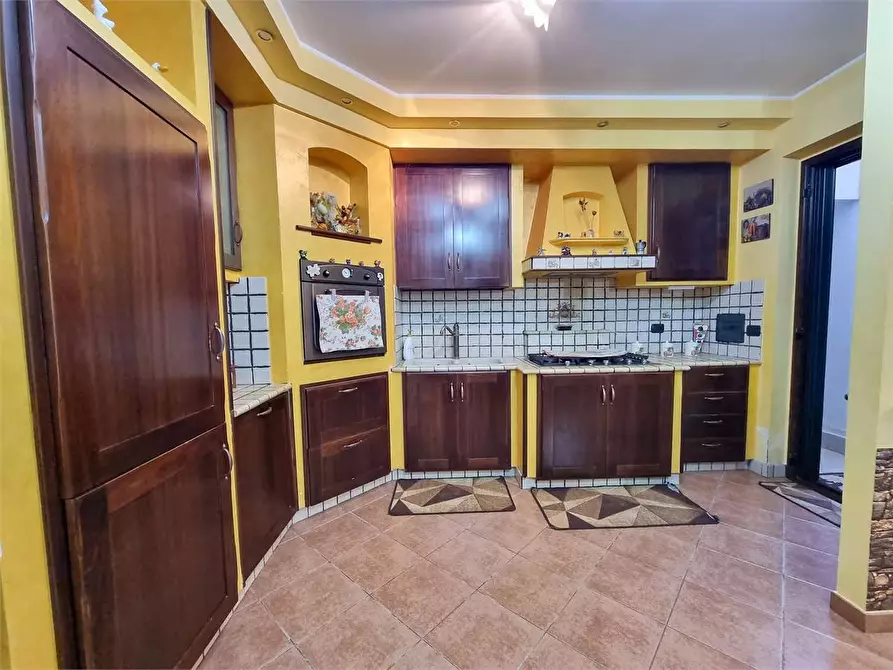 Immagine 6 di Casa bifamiliare in vendita  in VIA GIUSEPPE DI TARDO  a Catanzaro