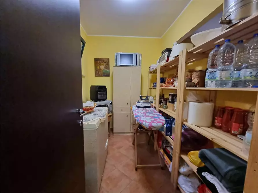 Immagine 10 di Casa bifamiliare in vendita  in VIA GIUSEPPE DI TARDO  a Catanzaro
