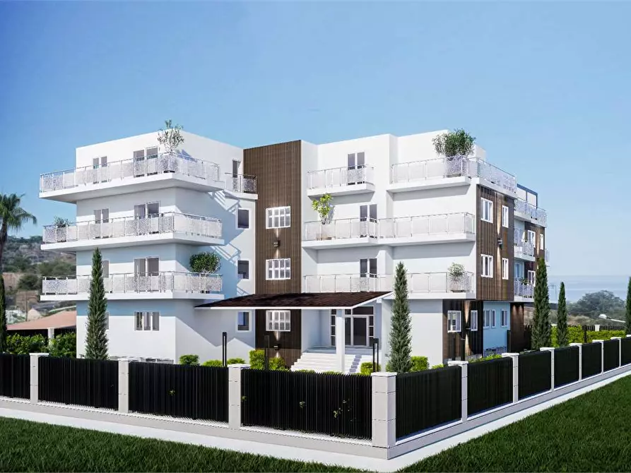 Immagine 1 di Appartamento in vendita  in Prima traversa strada principale caminia alta a Stalettì