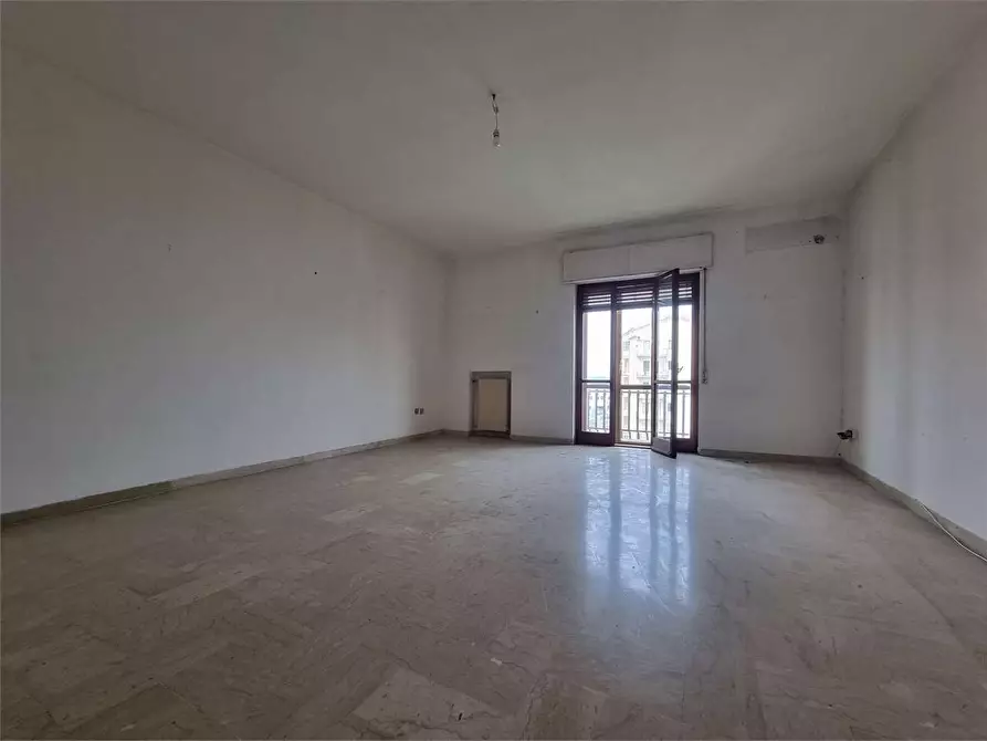 Immagine 10 di Appartamento in vendita  in via barrio  14 a Catanzaro