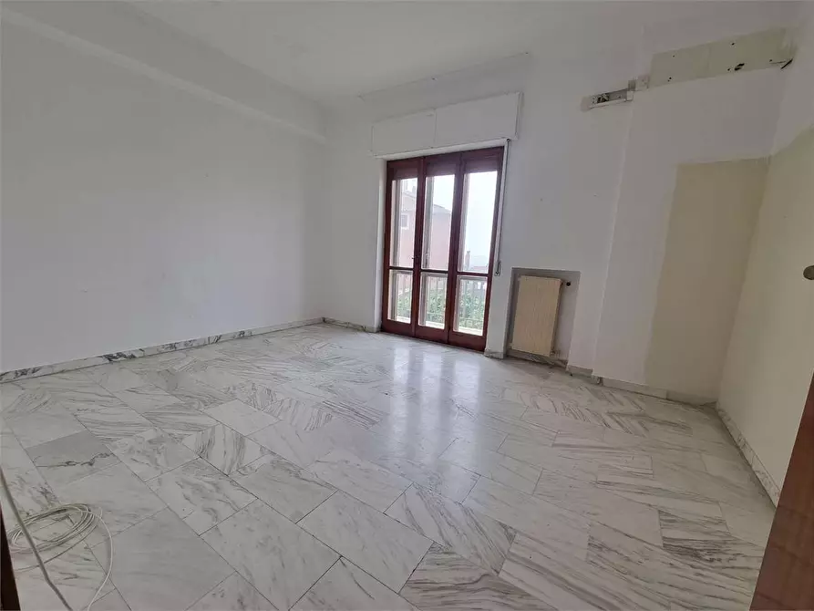 Immagine 25 di Appartamento in vendita  in via barrio  14 a Catanzaro