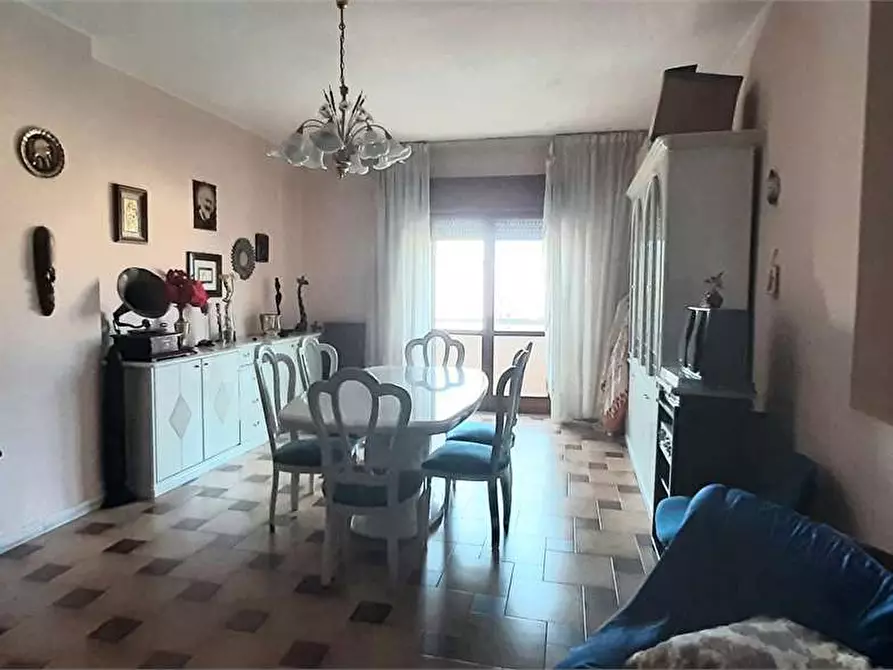 Immagine 4 di Trilocale in affitto  in via marsala 32 a Catanzaro