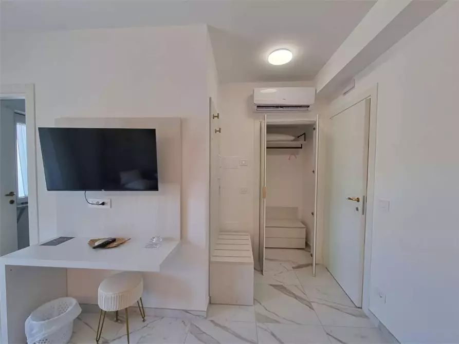 Immagine 6 di Appartamento in affitto  in Viale Crotone a Catanzaro
