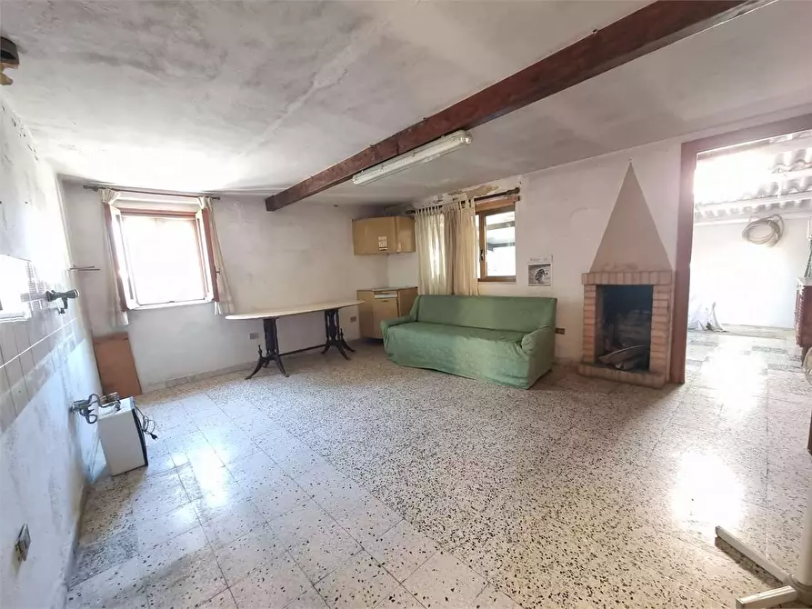 Immagine 24 di Appartamento in vendita  in Via Garibaldi 9 a Borgia
