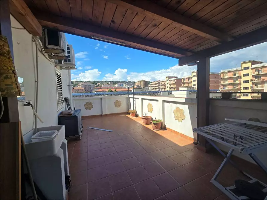 Immagine 12 di Appartamento in affitto  a Catanzaro