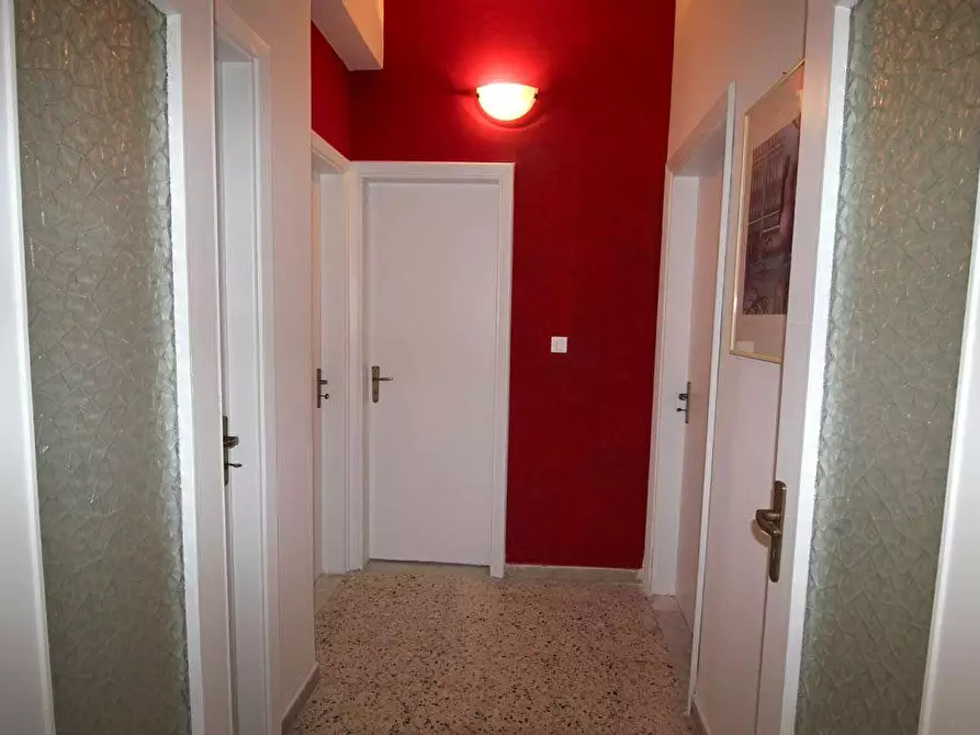 Immagine 3 di Trilocale in affitto  a Catanzaro