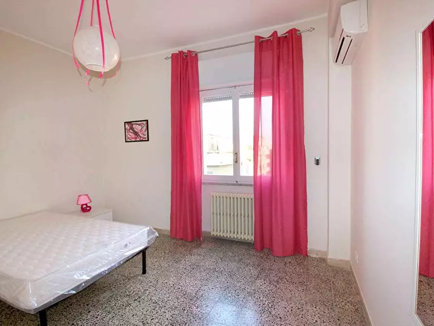 Immagine 6 di Trilocale in affitto  a Catanzaro