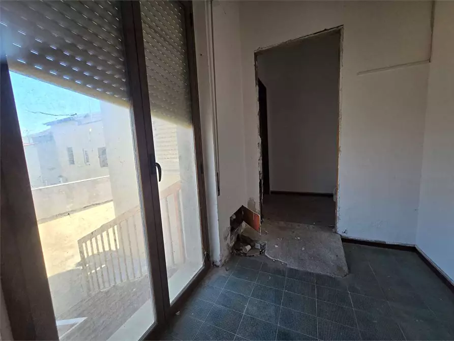 Immagine 17 di Negozio in affitto  in viale magna grecia 124 C a Catanzaro
