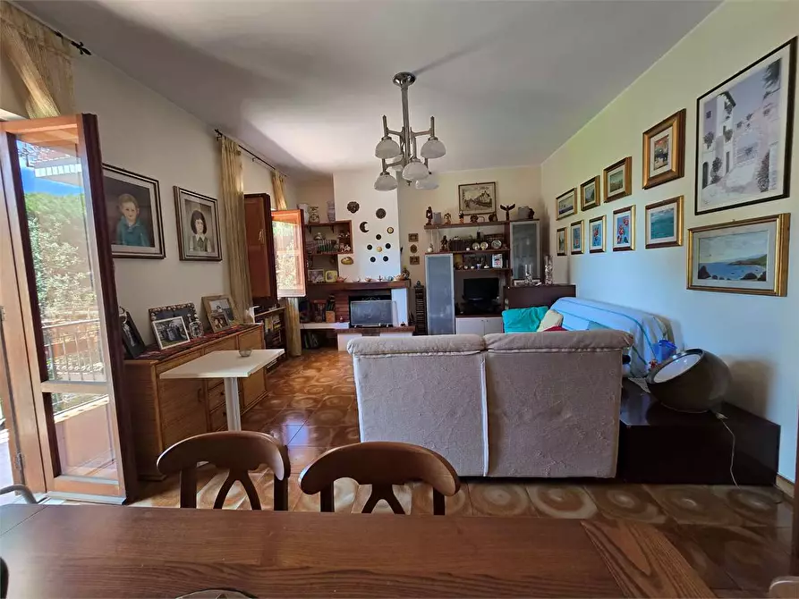 Immagine 7 di Appartamento in vendita  in Vicino a Piazzale Elvira Marincola Cattaneo 3 a Stalettì
