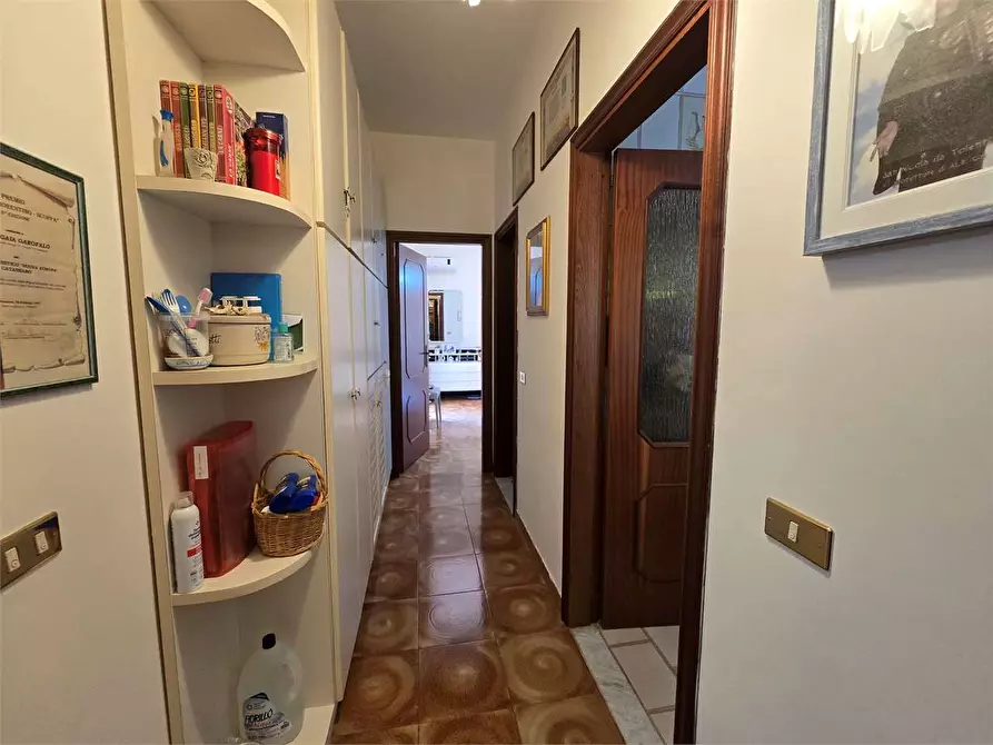 Immagine 15 di Appartamento in vendita  in Vicino a Piazzale Elvira Marincola Cattaneo 3 a Stalettì