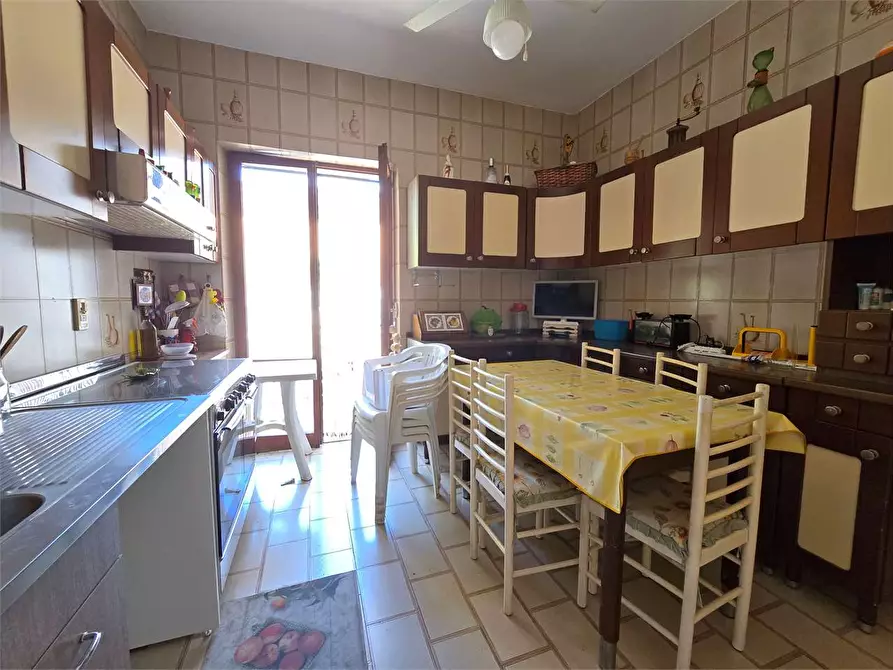 Immagine 17 di Appartamento in vendita  in Vicino a Piazzale Elvira Marincola Cattaneo 3 a Stalettì