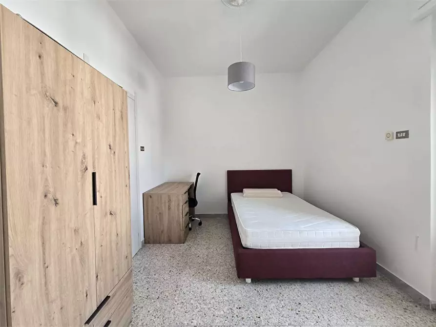 Immagine 6 di Appartamento in affitto  in Via Livorno  8 a Catanzaro