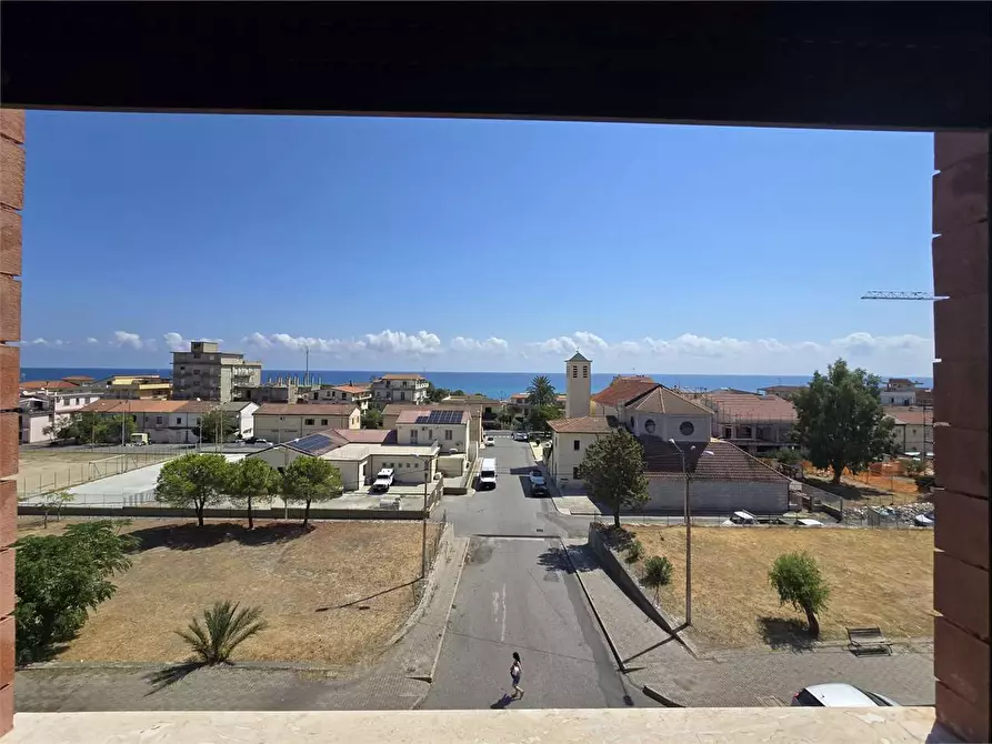 Immagine 5 di Appartamento in vendita  in viale europa  78 a Guardavalle