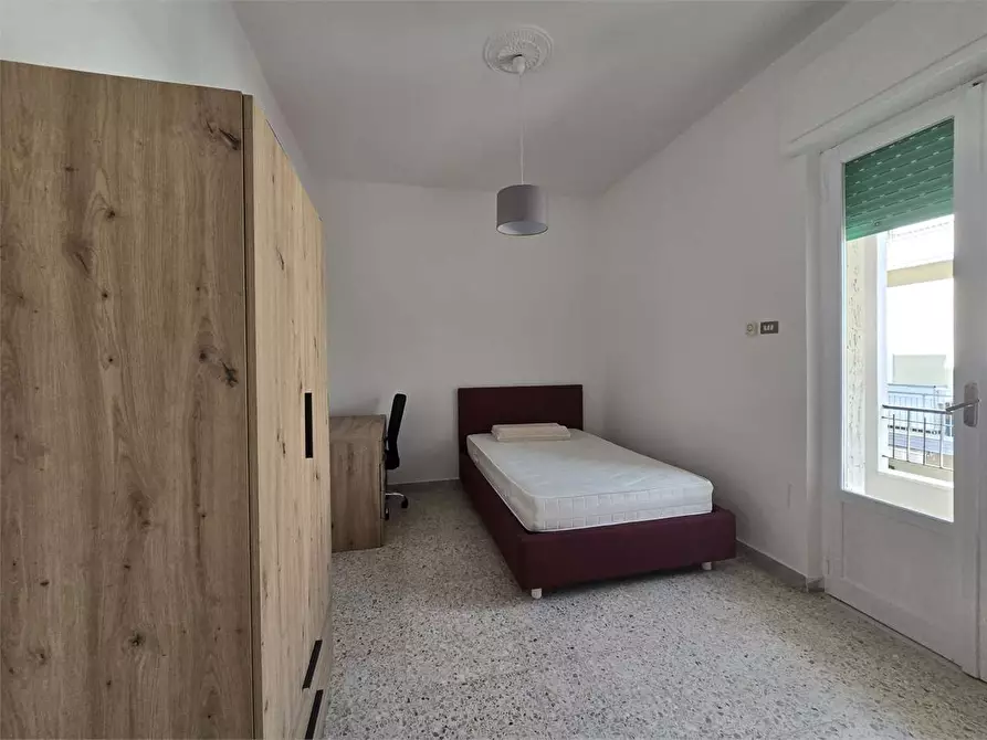 Immagine 4 di Trilocale in affitto  a Catanzaro