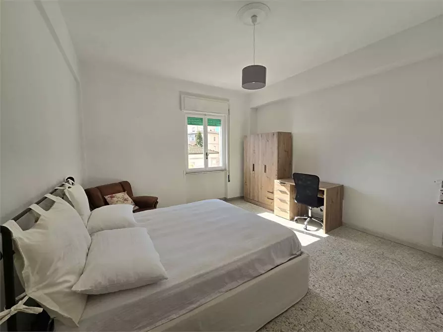 Immagine 7 di Trilocale in affitto  a Catanzaro