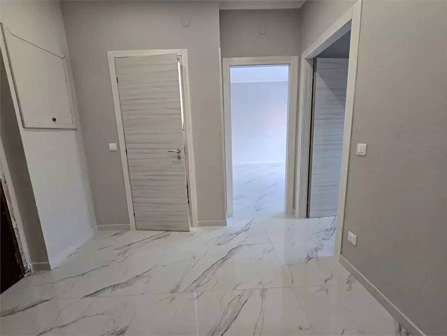 Immagine 2 di Appartamento in vendita  in Viale Emilia 64 a Catanzaro