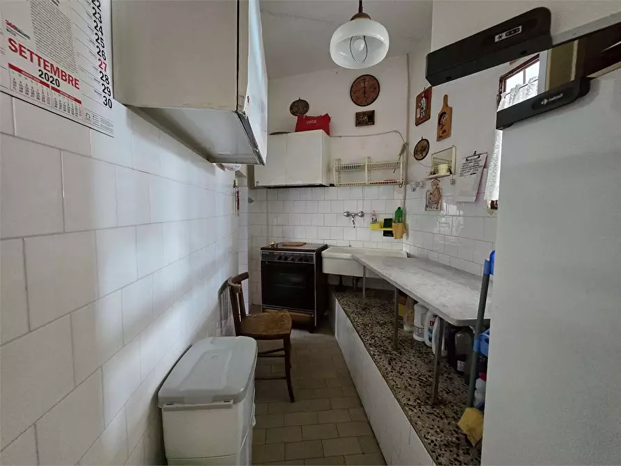 Immagine 17 di Appartamento in vendita  a Catanzaro