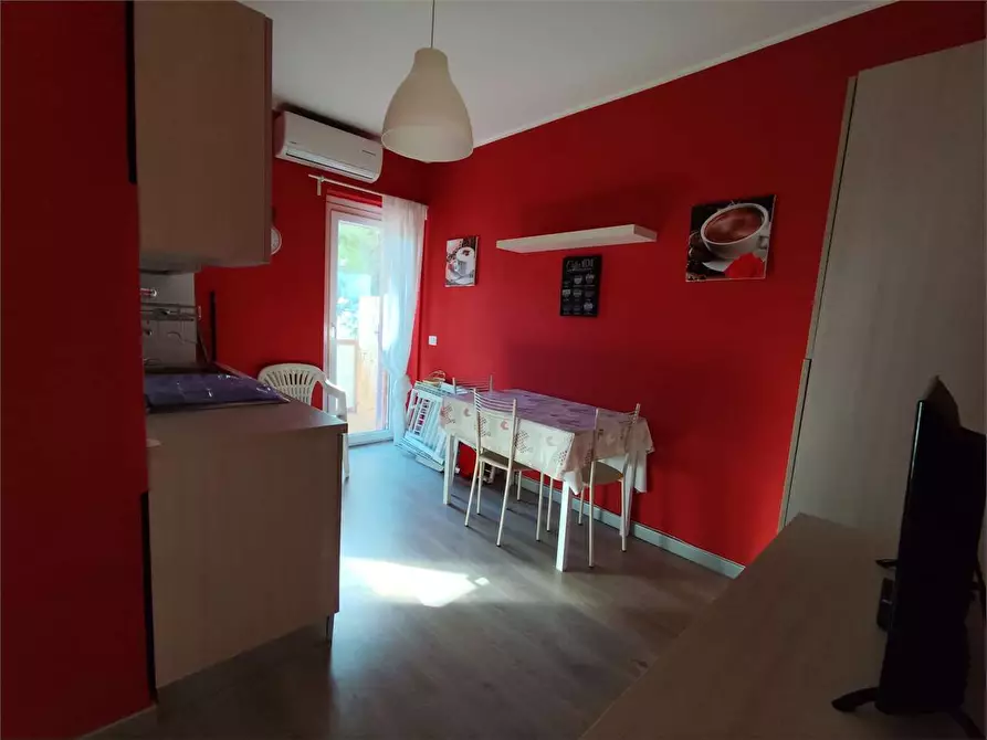 Immagine 2 di Appartamento in affitto  a Stalettì
