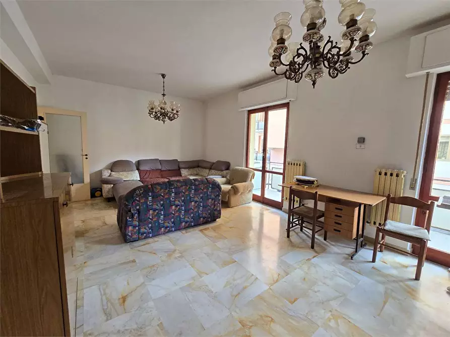 Immagine 2 di Appartamento in vendita  in Via Gioacchino da fiore  47 a Catanzaro