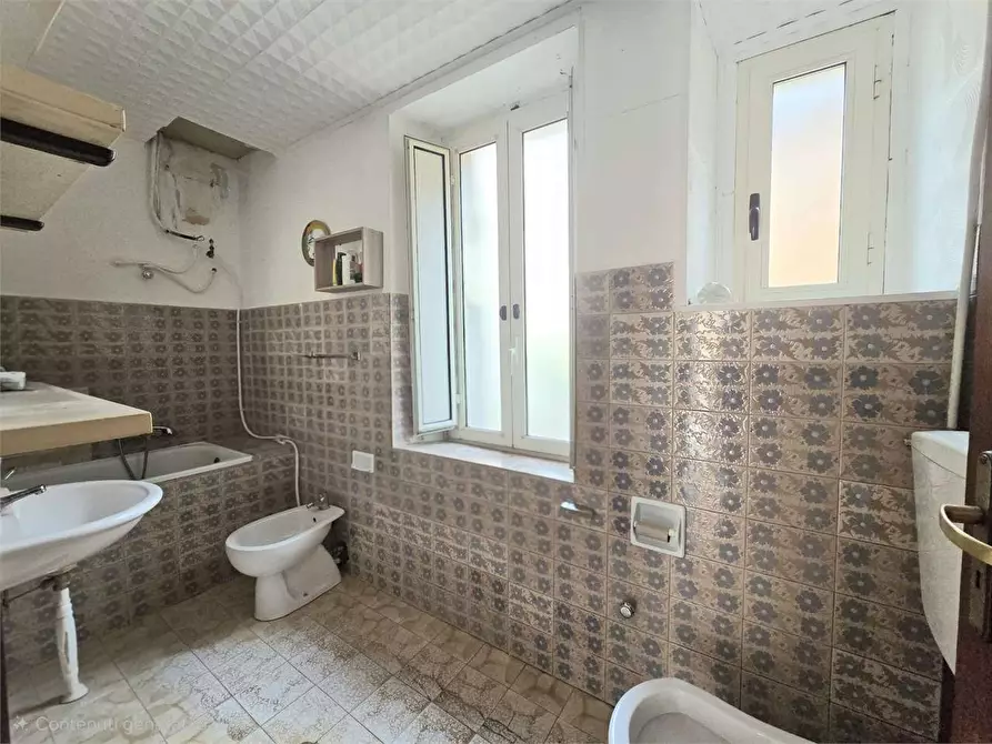 Immagine 15 di Appartamento in vendita  in Via c canale franco 2 a Settingiano