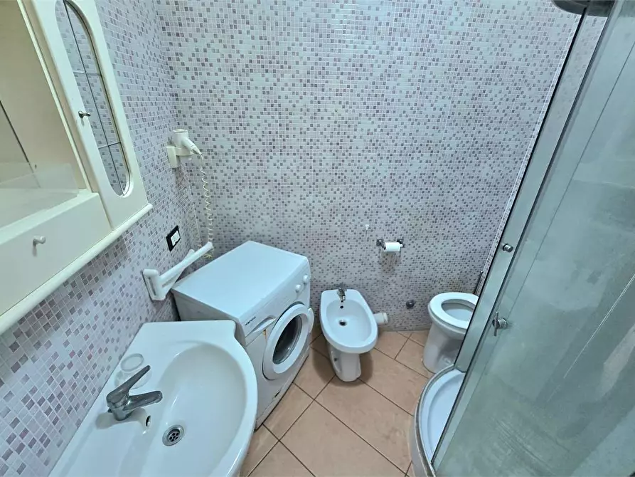 Immagine 6 di Appartamento in affitto  in Via Stromboli a Catanzaro
