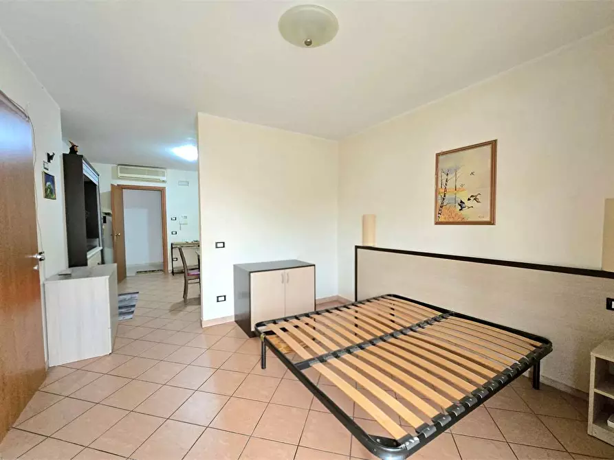 Immagine 7 di Appartamento in affitto  in Via Stromboli a Catanzaro
