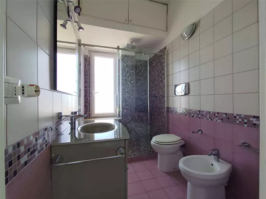 Immagine 4 di Appartamento in affitto  a Stalettì